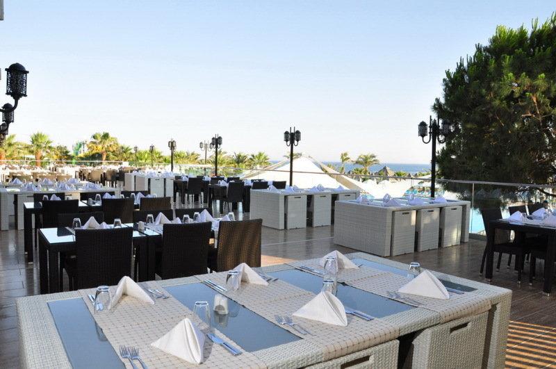 Paloma Oceana Resort