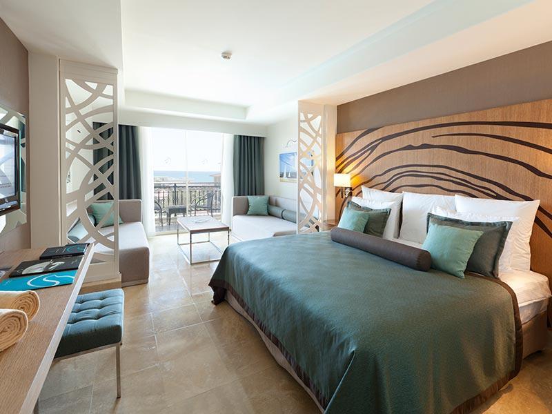 Paloma Oceana Resort