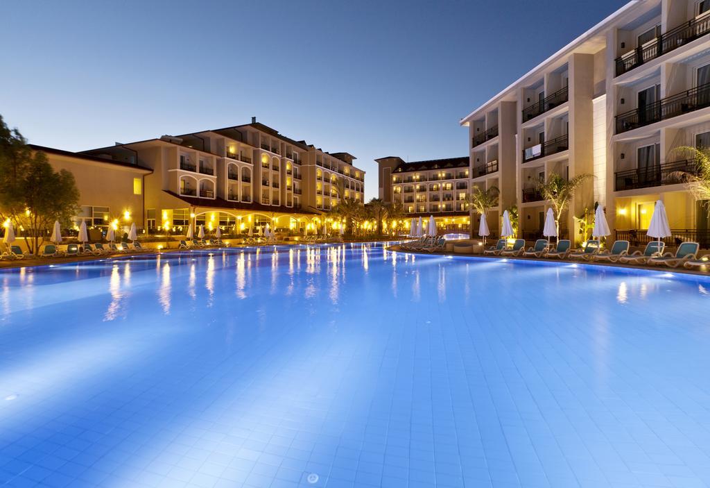 Paloma Oceana Resort 5*
