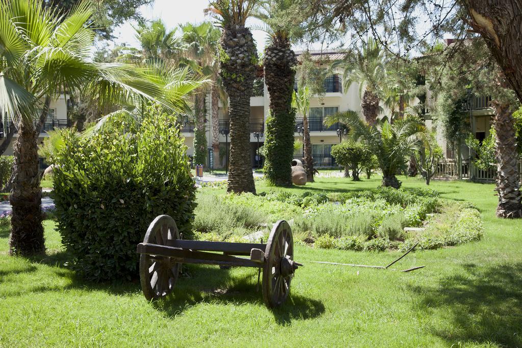 Paloma Oceana Resort