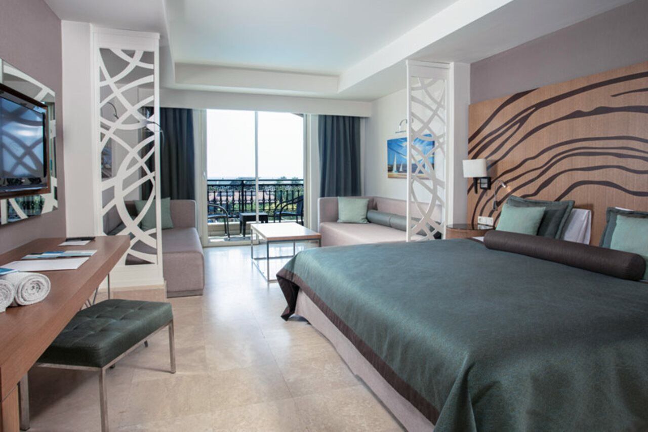 Paloma Oceana Resort